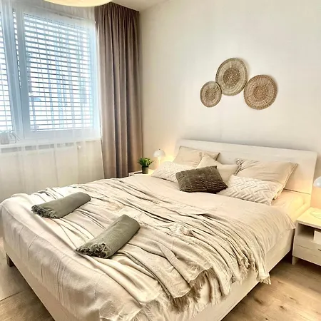 Apartmán The Elite Iii Downtown Ac & Garage Parking *