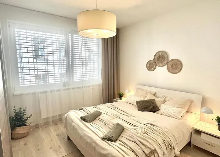 The Elite Iii Downtown Ac & Garage Parking شقة