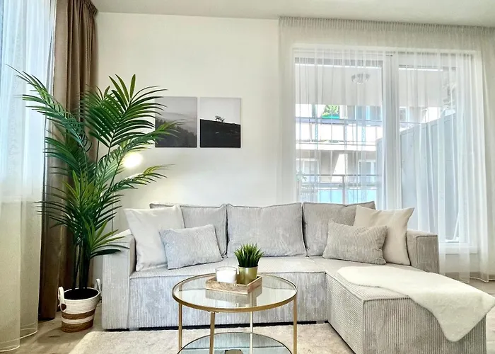 The Elite Iii Downtown Ac & Garage Parking شقة *